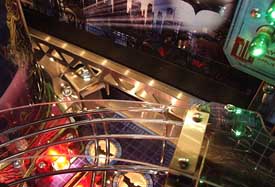 The metal ball guide from the centre ramp