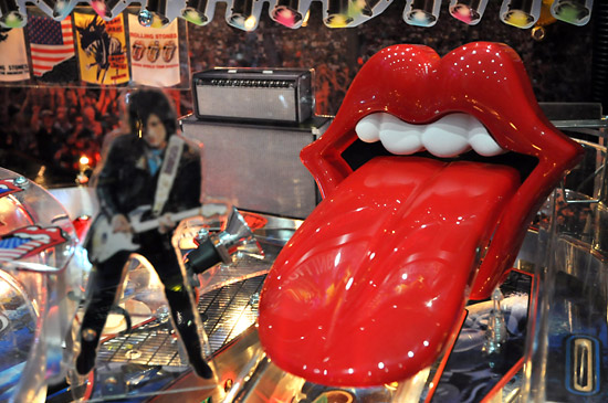 The iconic lips and tongue over the right ramp