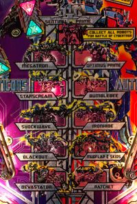 The Starscream insert is lit