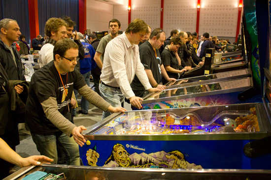 The other row of free-play games