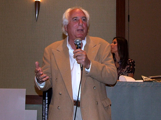 Gary Stern at the banquet