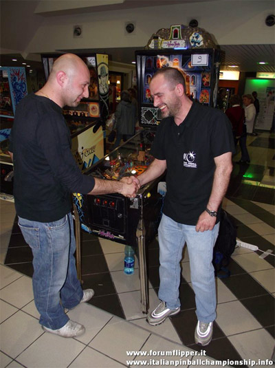Acciari and Anzini shaking hands before the final