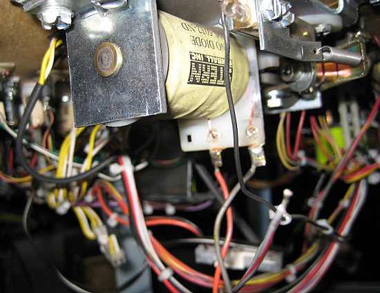The common “broken wire syndrome” on modern Stern games