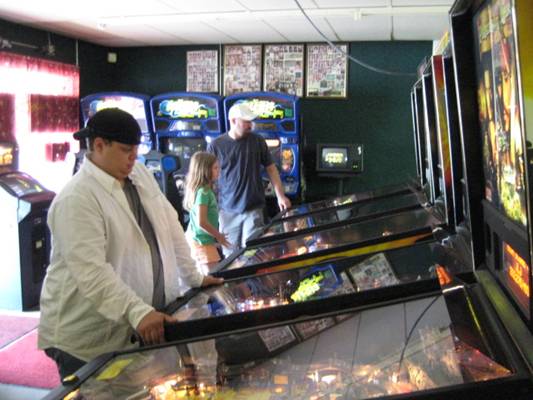 One of the few other small groups who enjoyed the arcade early in the day
