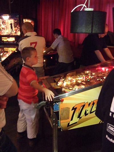 The youngest competitor Kuba Tkacz tries to qualify on Indiana Jones... 