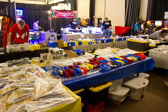 The Illinois Pinball stand