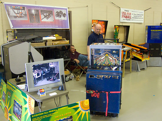 Nighthawk Games's stand