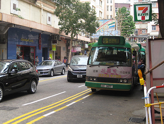 The #6A minibus from MTR Jordan station to American Pool 