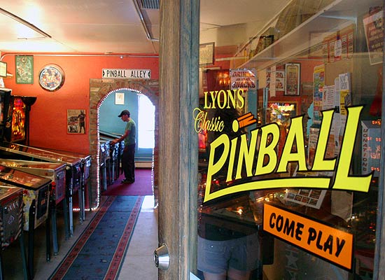 Entrance to Lyons Classic Pinball