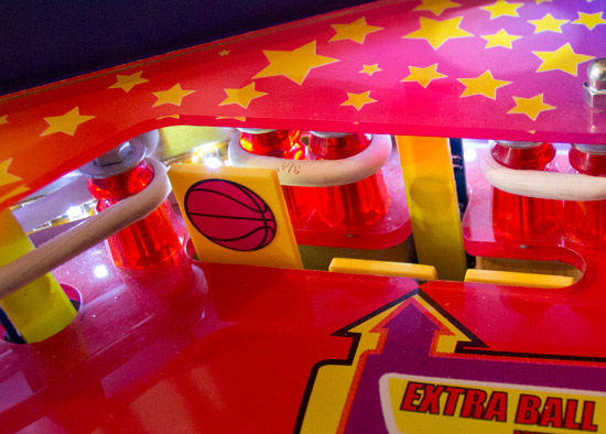 The round magnets can be seen behind the target
