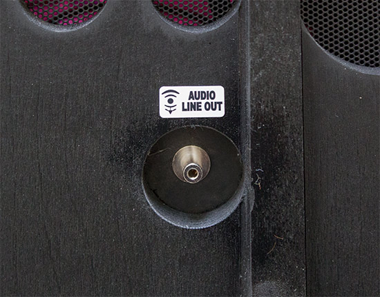 The rear audio socket