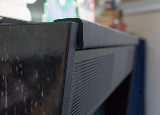 The protective strip at the top of the backbox