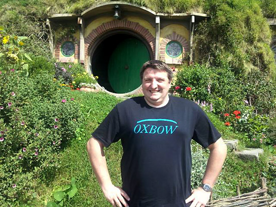 Franck visits Hobbiton thanks to Yee Fong