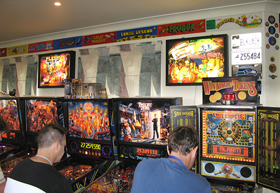 Games at Yee's house: Tales of the Arabian Nights, Medieval Madness, Doctor Who, Twilight Zone and Safe Cracker