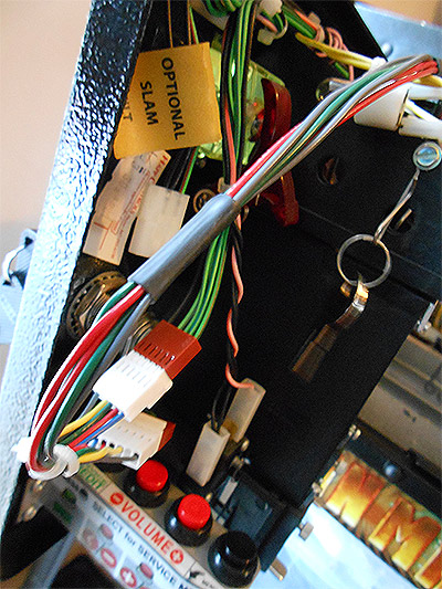 The wiring looks like this after connecting it