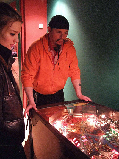 This in not Khan or one of his subordinates from The Shadow, this is pinball fan Stefan from Krak&oacute;w in Mariusz's basement