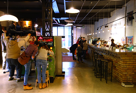 The souvenir shop and cafe