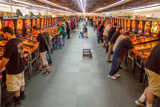 The central rows in the pinball hall