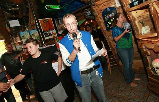 Gabor Varga explaining the schedule and the rules of the tournament