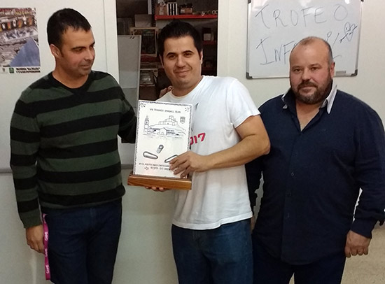 Winner of the modern tournament, Julio Vicario