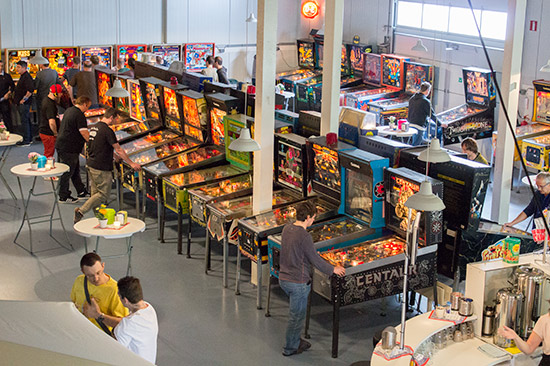 Free play machines
