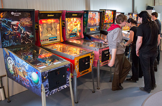 Ad Jonker's Captain Nemo machine was also here to play
