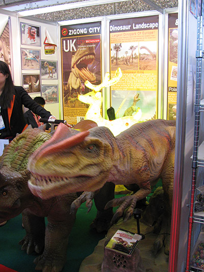 This dinosaur was a beautiful animatronic who moved really fluidly