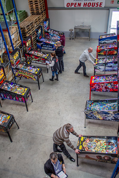 The side tournament machines