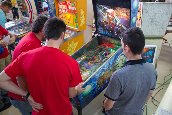 Split Flipper Tournament on Captain Nemo