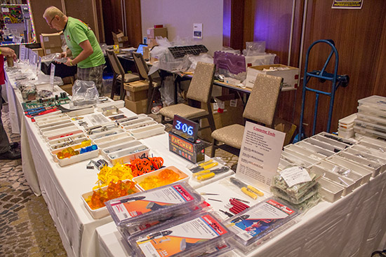 Jims Pinball Shop's stand