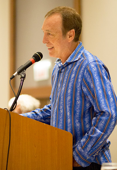 Eugene Jarvis introduces the first new member of the Pinball Expo Hall of Fame