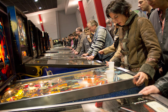 Free-play machines