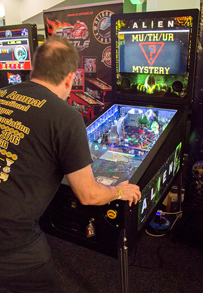 Alien Pinball was here together with Full Throttle