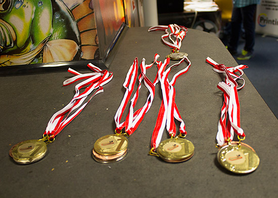 Medals would be awarded rather than trophies 