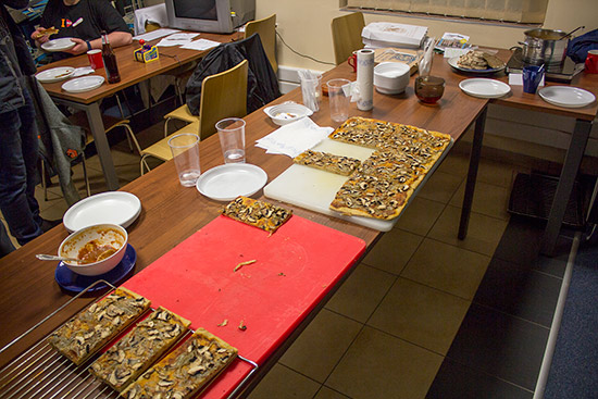 Vegan pizza was both tasty and filling