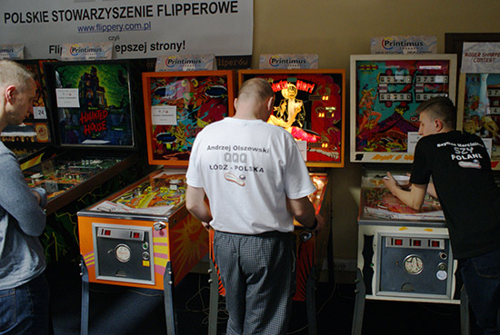 The play-off for the last place in the final