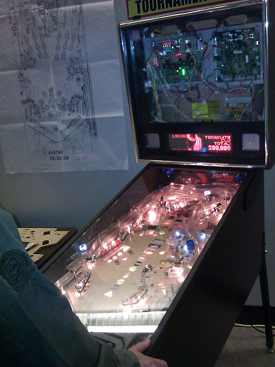 My first stop was the Tron whitewood, as the Tron final game was being monopolized. However, the spinning disk was not spinning, so the full game effect was not present.