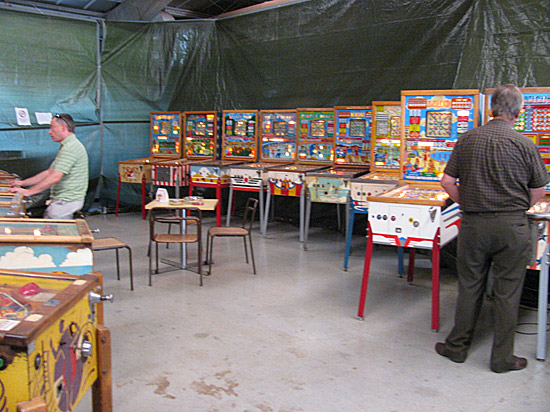 And on the left you see Englishman Kevin Musk playing bingo, this was the second year in a row he made the trip over.