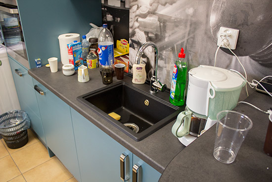 Tea, coffee and chilled water was free of charge