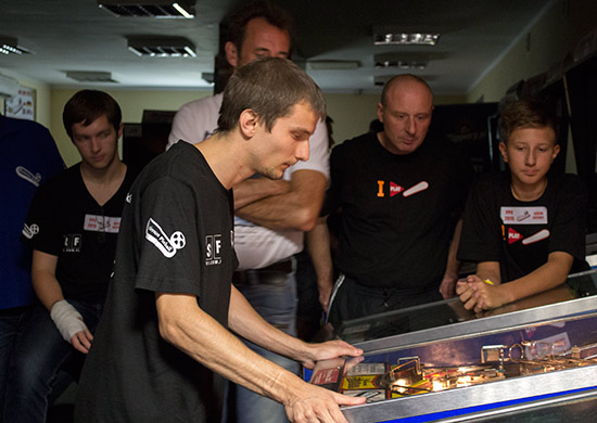 Piotr starts on his choice of Funhouse