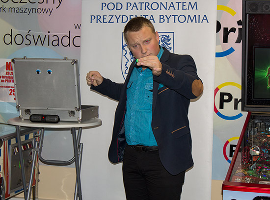 Krystian Bączyński performs his magic