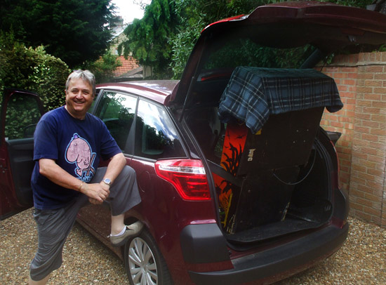 Mark takes his Lost World to the pub