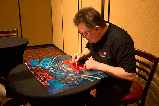 Steve Ritchie signs a Getaway translite