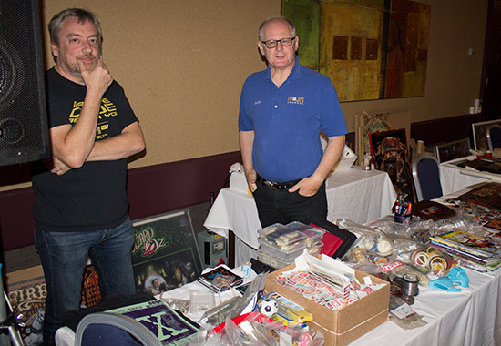 David Ainslie stops by Gary Flower's stand