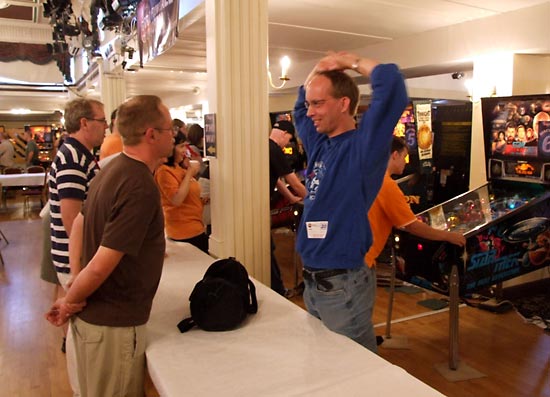 Stan Simpson and Albert Nomden talk pinball