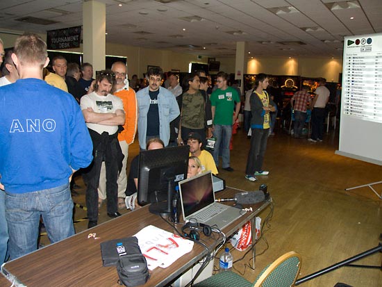 Players check their rankings