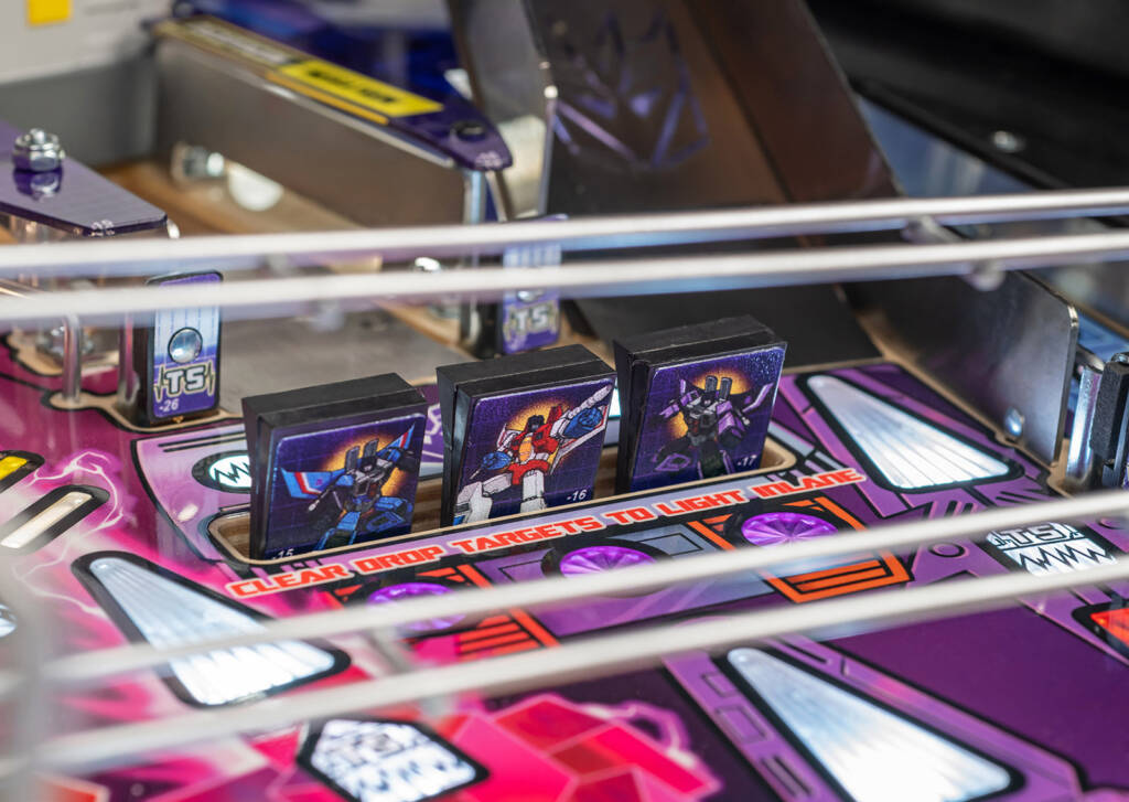The drop targets in front of Megatron