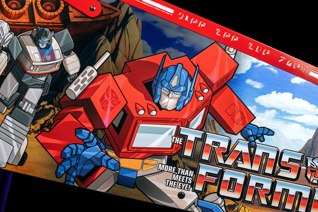 Part of the Limited Edition model's cabinet artwork