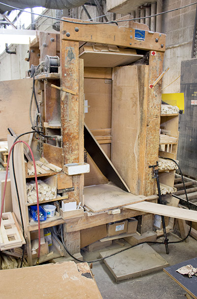 The cabinet press