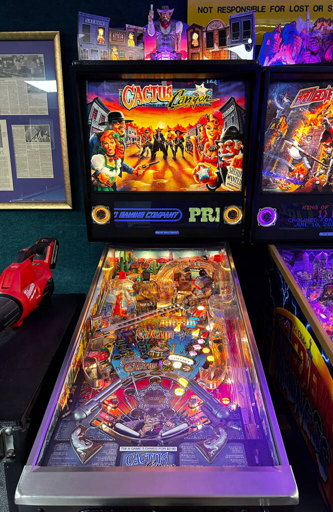 Chicago Gaming's Cactus Canyon Remake